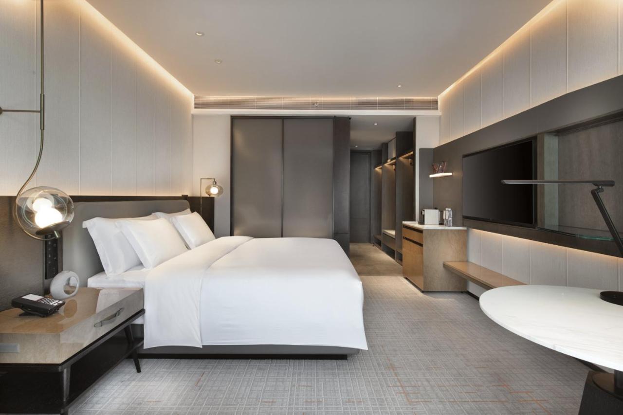 Crowne Plaza Wuhan Optics Valley By Ihg Exterior foto