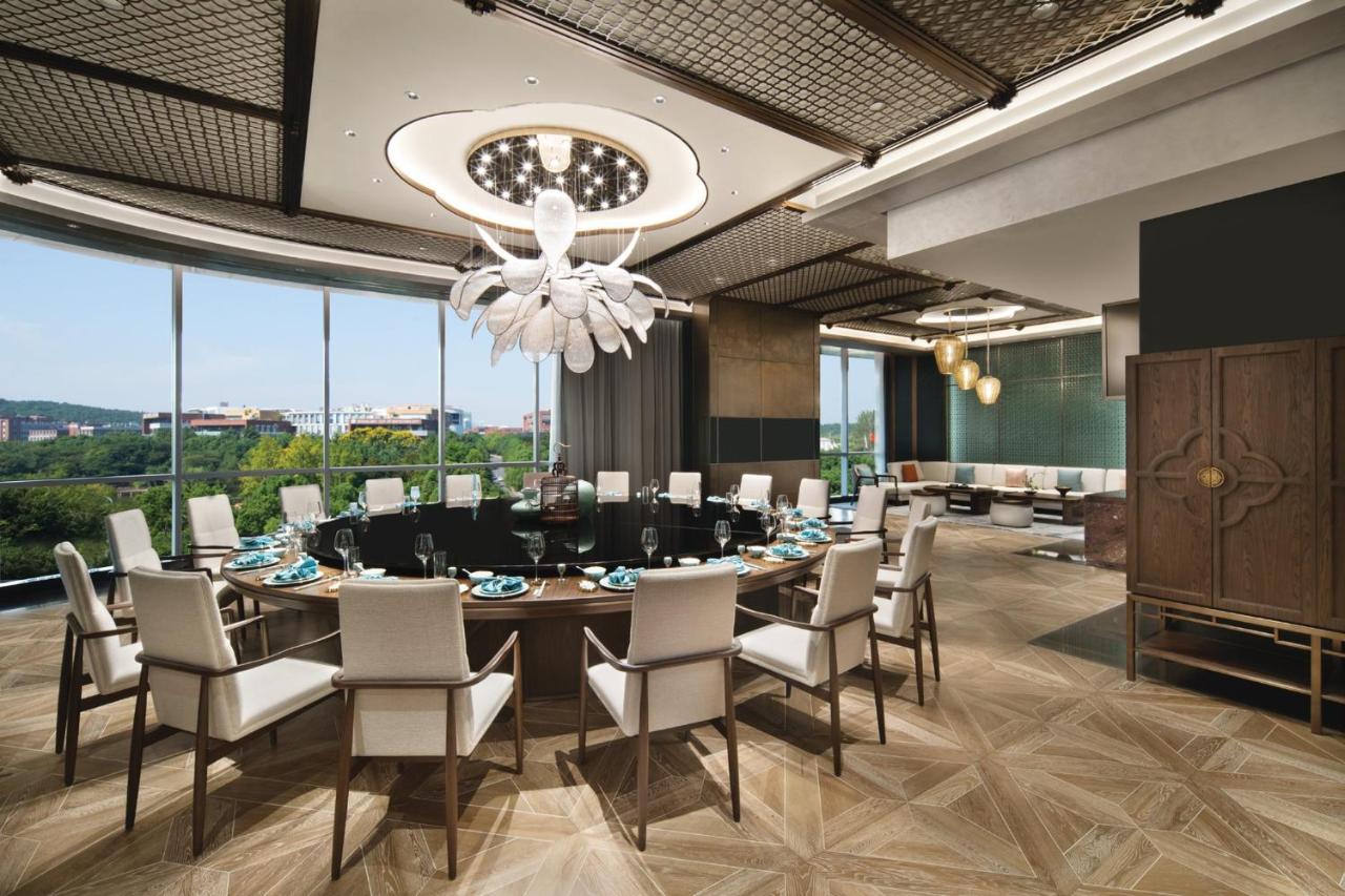 Crowne Plaza Wuhan Optics Valley By Ihg Exterior foto